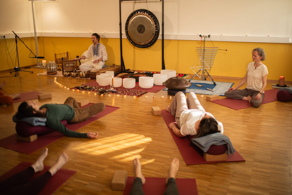 cosmic klang klang yoga